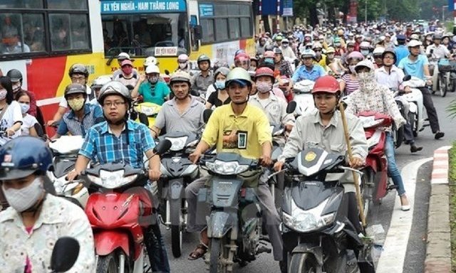 Hà Nội thí điểm 'đổi xe máy cũ lấy xe máy mới': người dân ồ ạt đăng ký