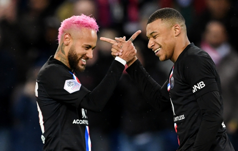 Chủ tịch chính thức thừa nhận, Neymar hết cửa 'đấu đá' với Mbappe?