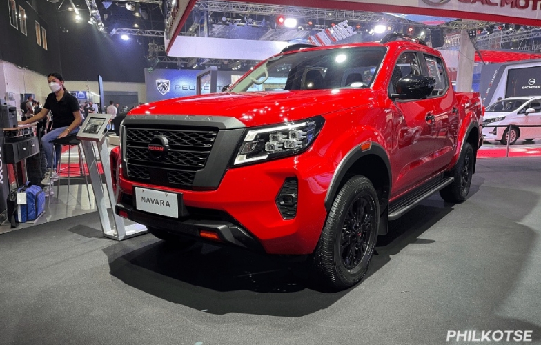 Nissan ra mắt bán tải siêu đẹp cạnh tranh Ford Ranger, giá từ 678 triệu đồng