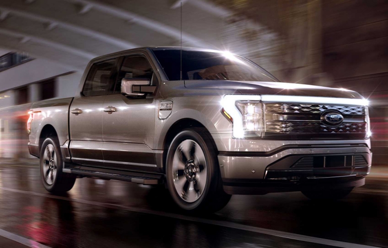 Ford sắp ra mắt mẫu bán tải điện đầu tiên, khách hàng ồ ạt đặt cọc