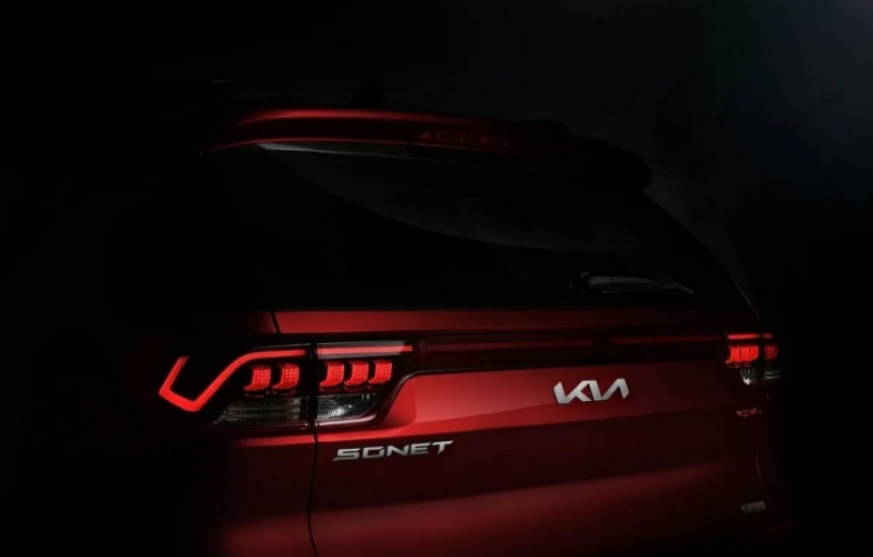 Kia Sonet sắp có phiên bản thể thao X-Line cực chất, đe nẹt Toyota Raize