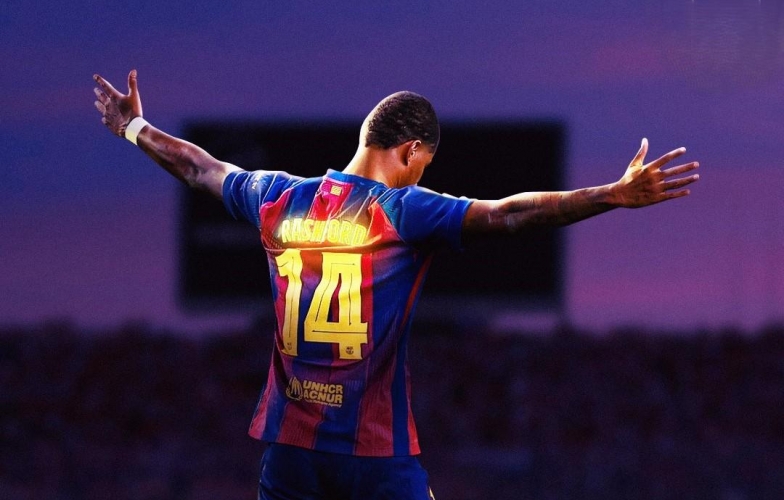 'Người thừa' MU đang khiến CĐV Barca say đắm