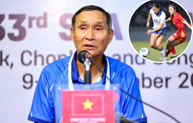 HLV Mai Đức Chung nổi giận: 'Cầu thủ nữ Việt Nam đá sai chiến thuật'