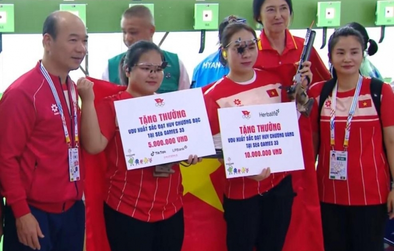 Thưởng nóng vì sự xuất thần của 2 nữ xạ thủ Việt Nam