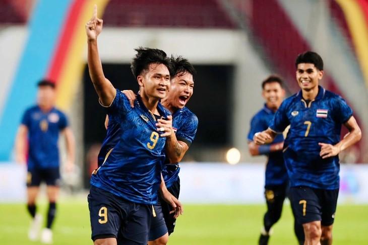 AFC bất ngờ 'chọn mặt gửi vàng' nhầm người ở U23 Thái Lan