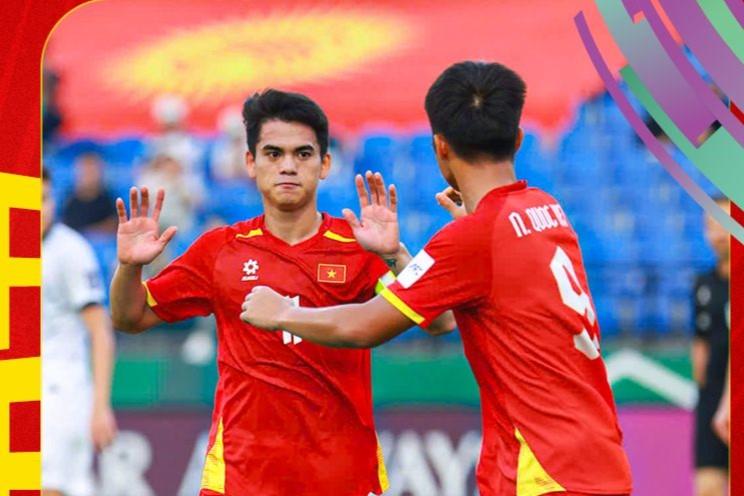 AFC: U23 Việt Nam 'thoát' 2 pha đòi 11m của Kyrgyzstan
