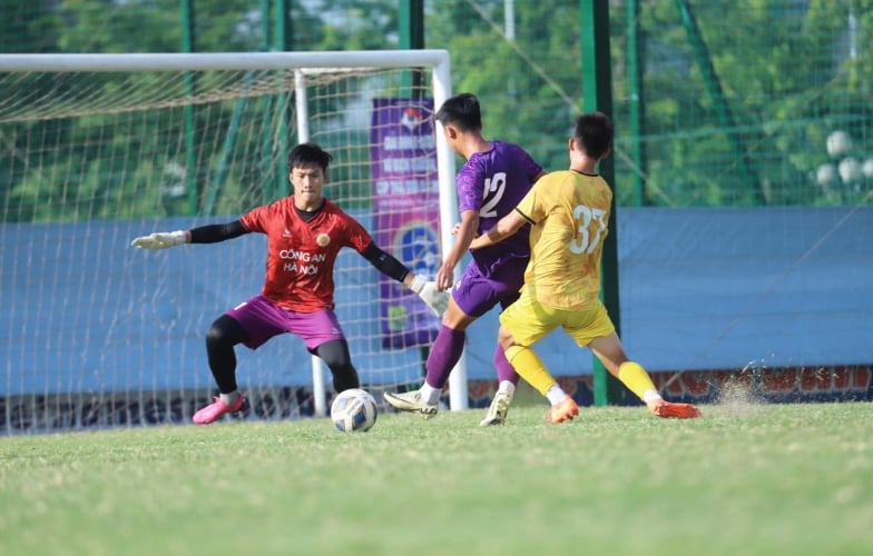 U19 Việt Nam thắng đậm 6 bàn đội trẻ CAHN