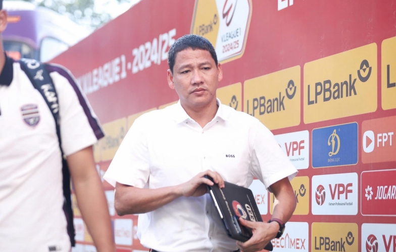HLV Anh Đức kể hàng loạt vấn đề tại CLB Bình Dương