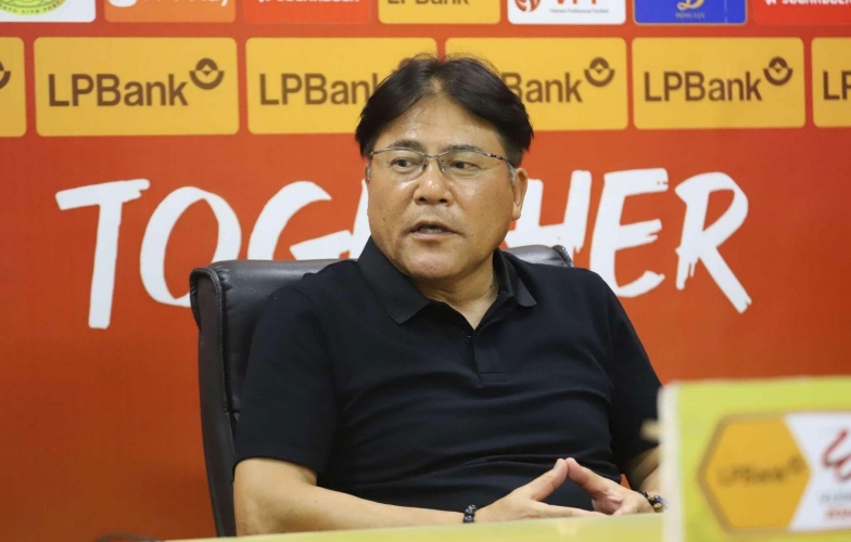 HLV Nhật Bản của Hà Nội quyết tạo sự hấp dẫn cho V-League