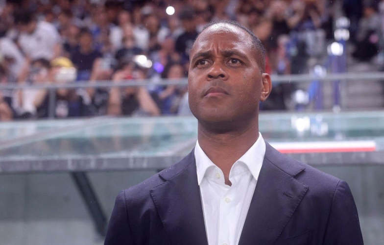 HLV Kluivert thất vọng tột cùng khi thua Nhật Bản đến 0-6