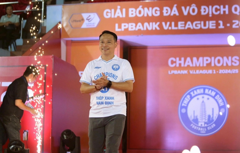HLV Nam Định đã tính toán cho mùa giải mới