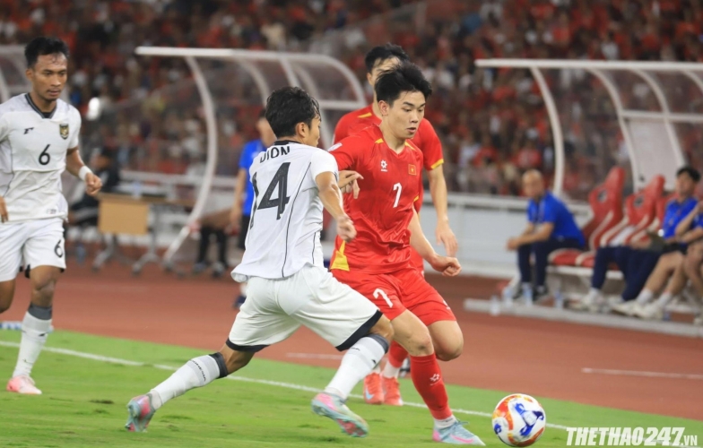 TRỰC TIẾP U23 Việt Nam 1-0 U23 Indonesia: Phòng ngự phản công