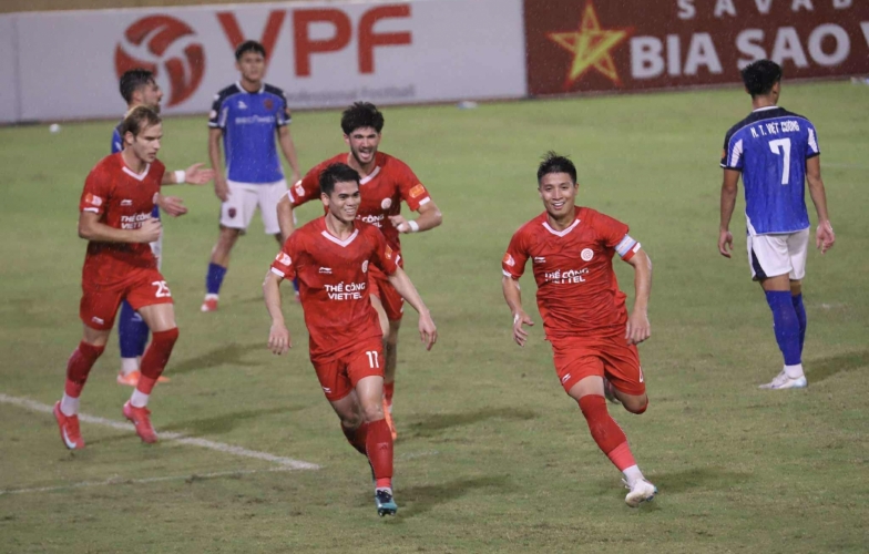 Thể Công - Viettel thăng hoa, đánh bại Becamex TPHCM