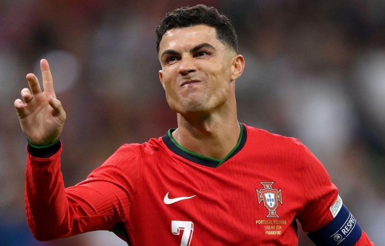 CHÍNH THỨC: Ronaldo được triệu tập lên ĐT Bồ Đào Nha