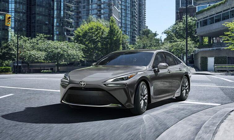 Người tiêu dùng bức xúc trước sự thiếu hụt nhiên liệu hydro của Toyota