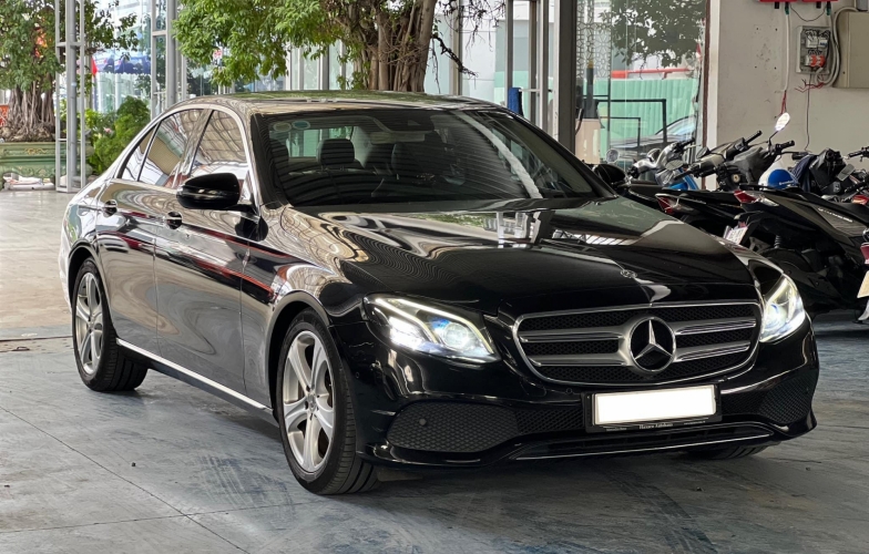 Giật mình với mức khấu hao của Mercedes Benz E Class E250 sau 7 năm lăn bánh