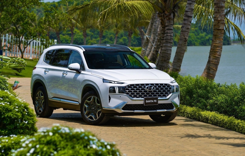 Cơn sốt Hyundai Santa Fe máy dầu lên đỉnh khi chênh giá lên tới gần trăm triệu đồng