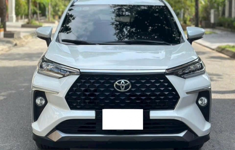 Giật mình với mức giá rao bán của Toyota Veloz 2023 sau hơn 1 năm sử dụng