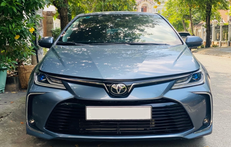 Sau 2 năm sử dụng, Toyota Corolla Altis 2022 rao bán ra sao trên sàn xe cũ