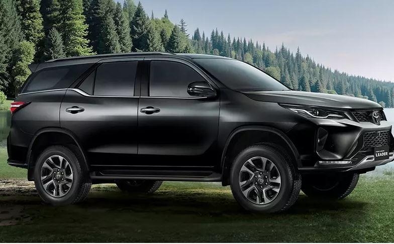 Toyota Fortuner bổ sung thêm phiên bản giá rẻ tại Thái Lan