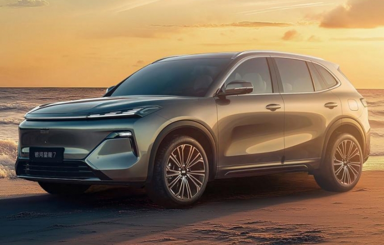 Geely Galaxy Starship 7 - SUV Hybrid PHEV mới ngang tầm Ford Everest với công nghệ đột phá