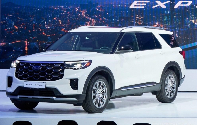 Ford ra mắt Explorer thế hệ mới với phiên bản thể thao ST-Line đáng chú ý