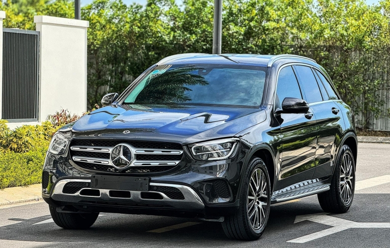 Mercedes GLC 200 2022 rao bán khó tin sau khi lướt vỏn vẹn 10.000 km