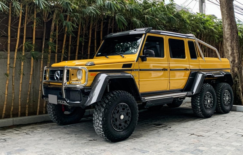 Hàng hiếm Mercedes-Benz G63 AMG 6x6 tái xuất Việt Nam sau 2 năm vắng bóng