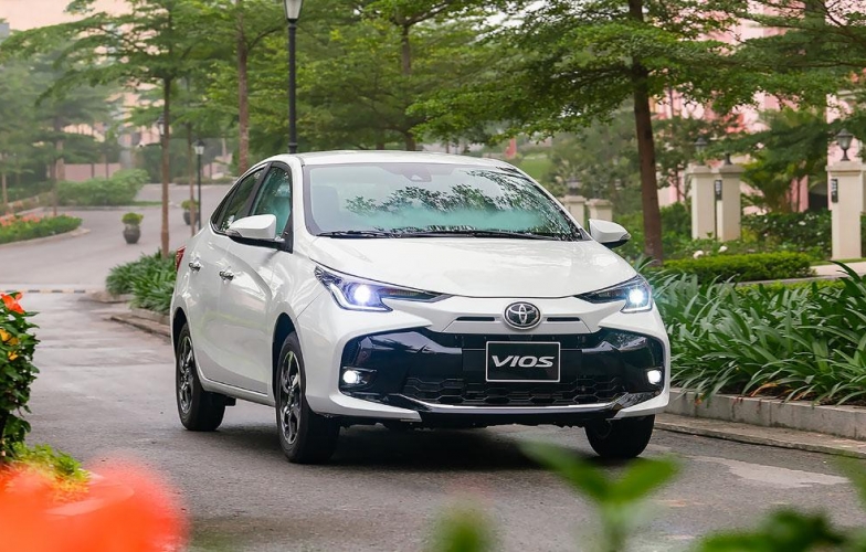 Phân khúc sedan hạng B lao dốc, Toyota Vios 'níu giữ' ánh hào quang