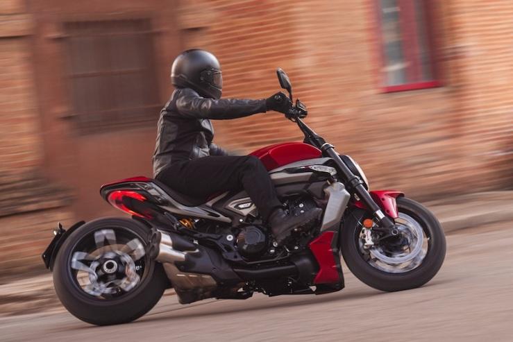 Ducati XDiavel V4: Mãnh thú đường phố với động cơ V4 mới