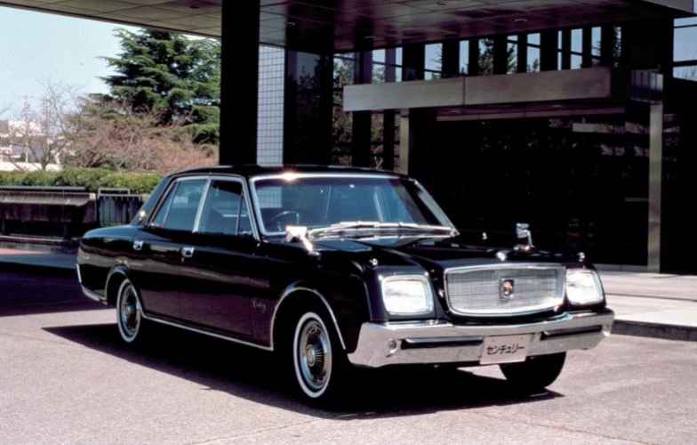 Toyota Century - Bí mật của biểu tượng xe sang quyền lực Nhật Bản