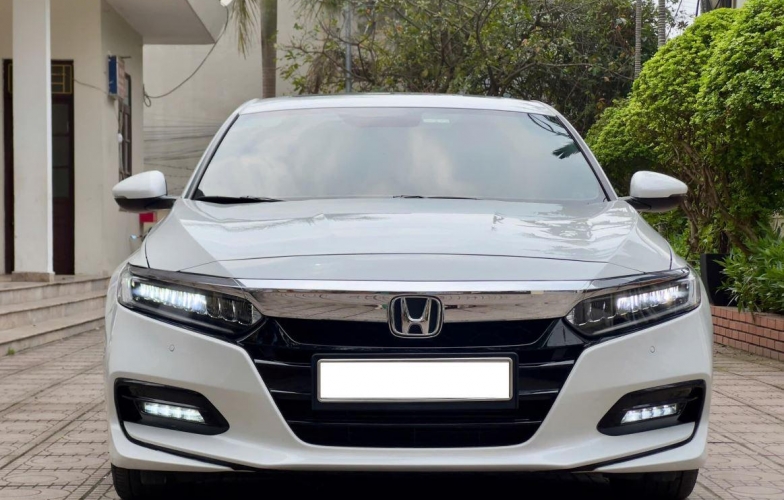 Honda Accord 2019 cũ rao bán giá 669 triệu đồng: Giá hấp dẫn nhưng cần cân nhắc