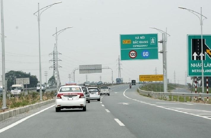 Vi phạm tốc độ tối thiểu trên cao tốc: Hiểm họa tiềm ẩn từ thói quen tưởng chừng vô hại