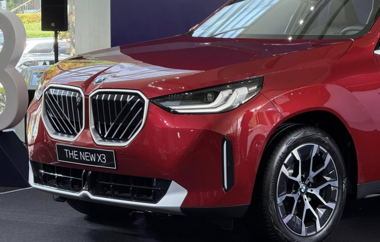 Loạt nâng cấp của BMW X3 khiến Mercedes GLC không thể 'ngồi yên'