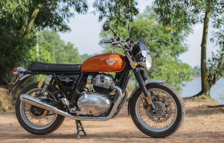 Bảng giá xe máy Royal Enfield mới nhất tháng 07/2025: Có gì ở thương hiệu mô tô cổ điển đình đám?
