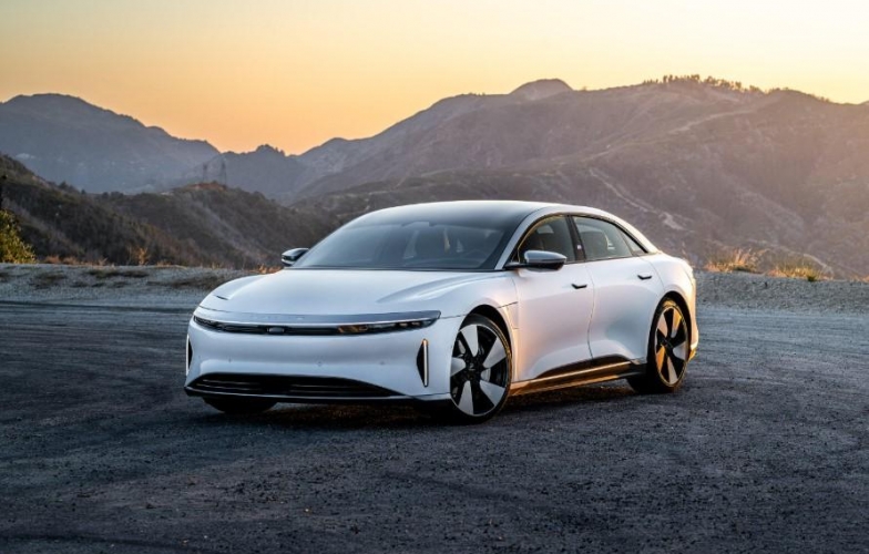 Xe điện Mỹ phá kỷ lục Guinness: Chạy hơn 1.200 km chỉ với một lần sạc