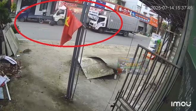 Thanh Hóa: Xe tải gây tai nạn liên hoàn, người đi bộ bị thương nặng