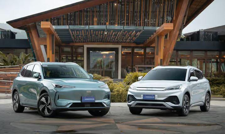 So găng Geely EX5 vs BYD Atto 3: SUV điện nào đáng xuống tiền nhất 2025?