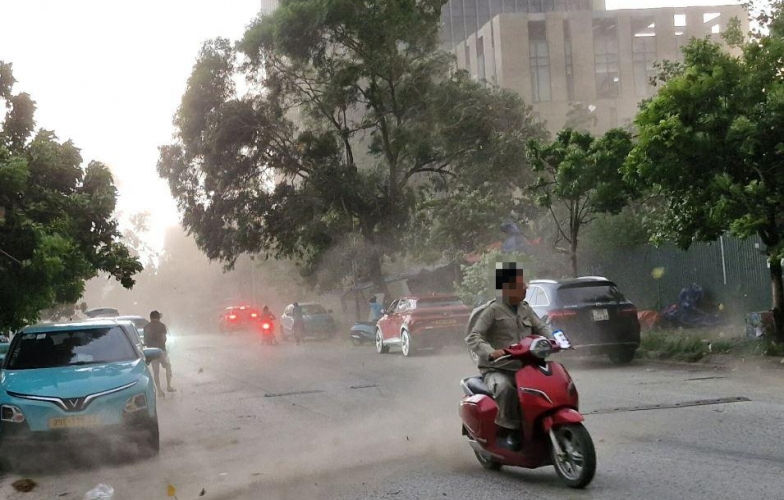Hà Nội khẩn trương chuẩn bị trước bão số 3: Người dân chủ động, chính quyền sẵn sàng