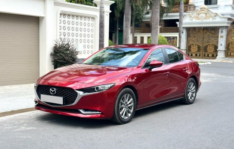 Sedan hạng C hụt hơi tại Việt Nam, “đuối sức” trước xu hướng xe gầm cao