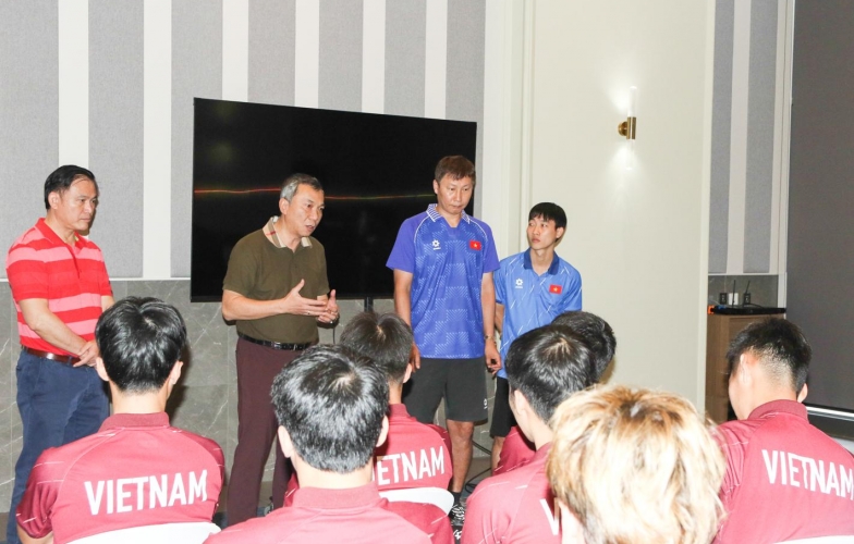 VIDEO: U22 Việt Nam được động viên tinh thần trước bán kết