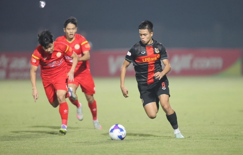 Việt kiều đẳng cấp châu Âu gây sốt khi ghi bàn ở nước ngoài