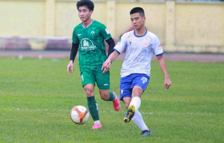 'Siêu nhân' của bóng đá Việt Nam thử việc ở V-League