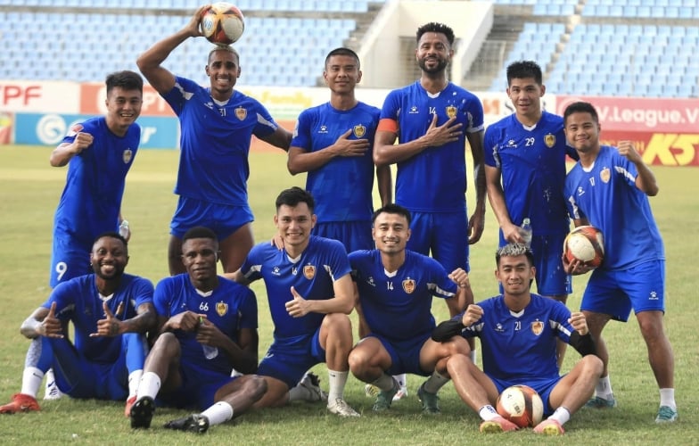 Quảng Nam mua hàng loạt cầu thủ trước thềm V-League