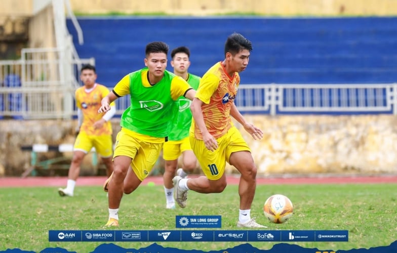 VIDEO: 2 ngoại binh đá chính, SLNA hòa nhạt nhòa Hải Phòng