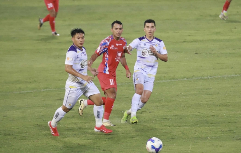 Trực tiếp Hà Nội 0-1 TP HCM: Bất ngờ cực lớn