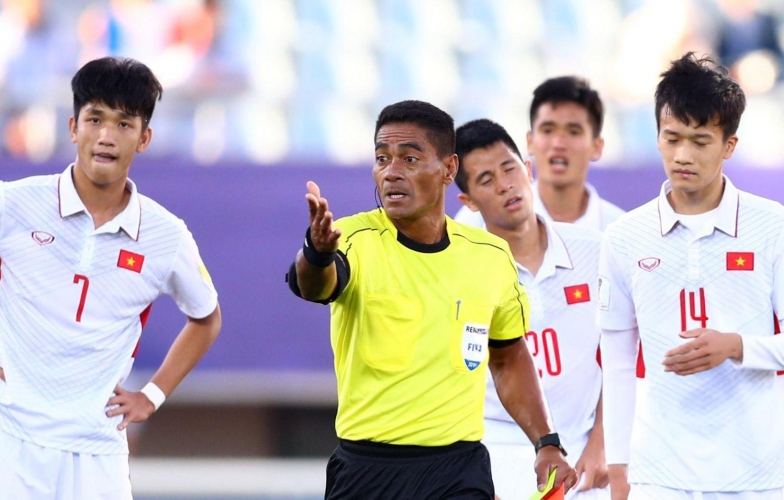 Tuyển thủ Việt Nam từng dự World Cup xuống hạng Nhì thi đấu