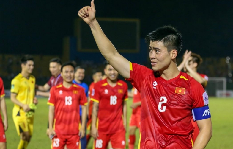Vừa thắng Man Utd, trung vệ ĐT Việt Nam quyết tâm hạ Malaysia