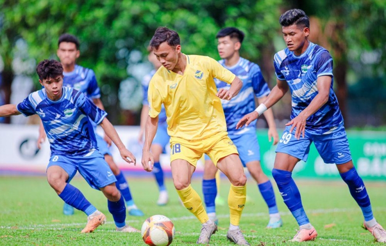 Xác định 2 CLB Việt Nam tiếp theo giành quyền thăng hạng