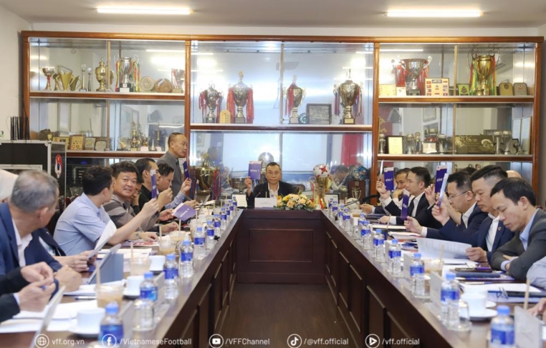 Hội nghị Ban Chấp hành LĐBĐVN lần thứ 10 khóa IX